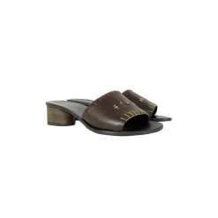Slipper Family Spinner Brown